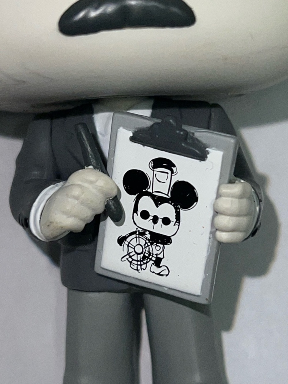 Funko Pop! Monochrome Walt Disney With Mickey Mouse Drawing - Picture 2 of 4